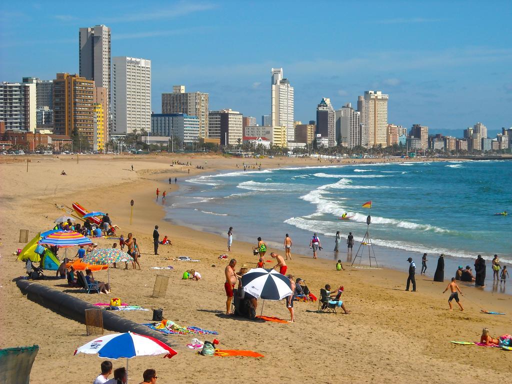 The Balmoral - Halaal Hotel Durban Bagian luar foto