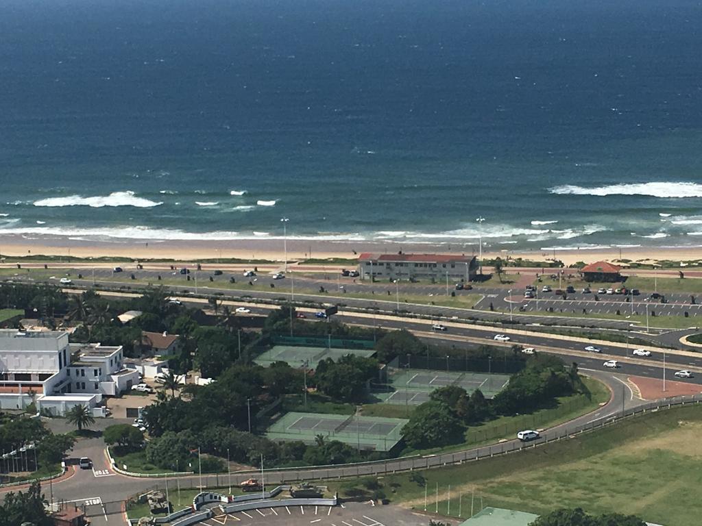The Balmoral - Halaal Hotel Durban Bagian luar foto