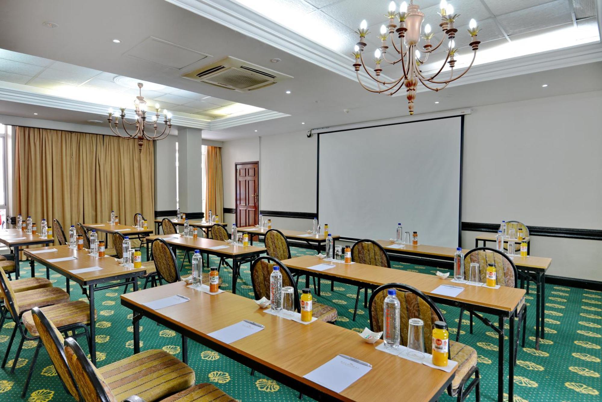 The Balmoral - Halaal Hotel Durban Bagian luar foto