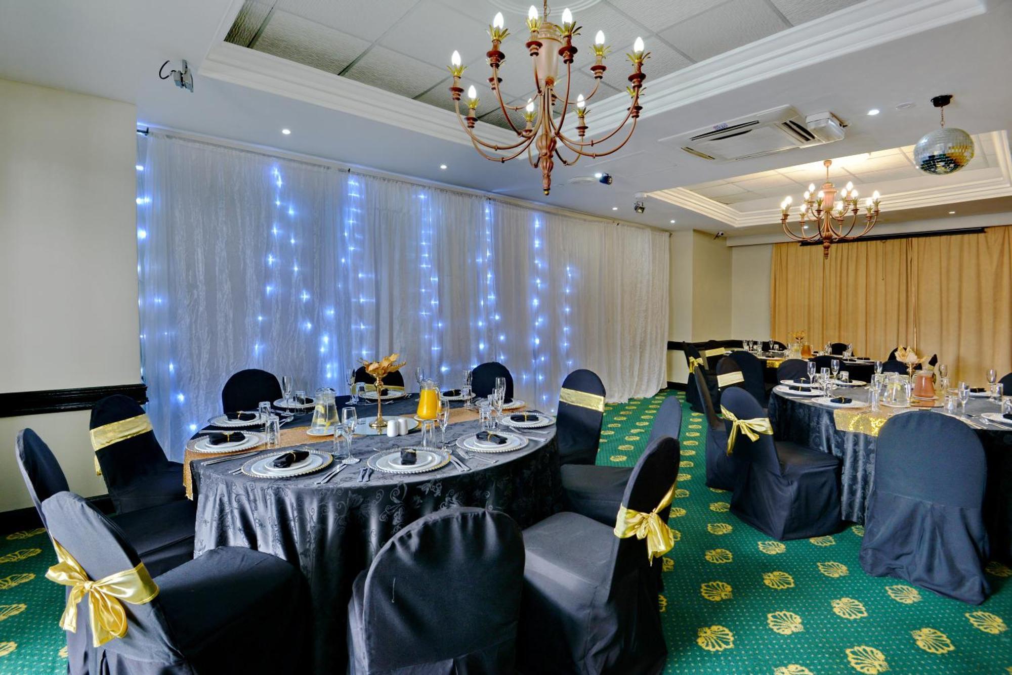 The Balmoral - Halaal Hotel Durban Bagian luar foto
