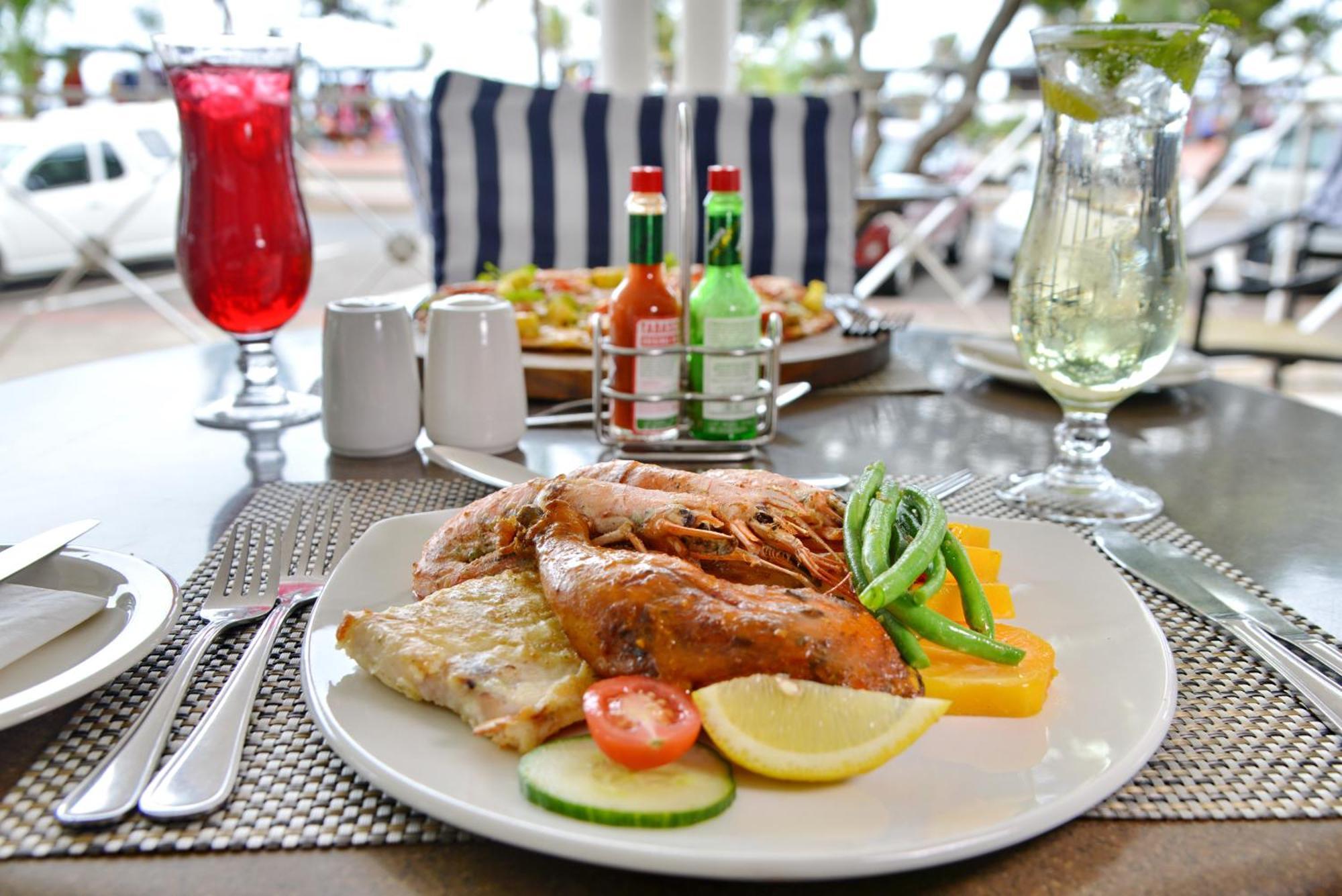 The Balmoral - Halaal Hotel Durban Bagian luar foto