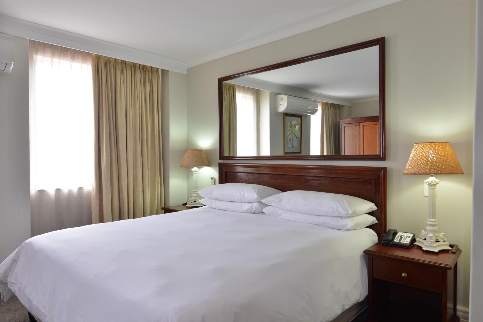 The Balmoral - Halaal Hotel Durban Bagian luar foto
