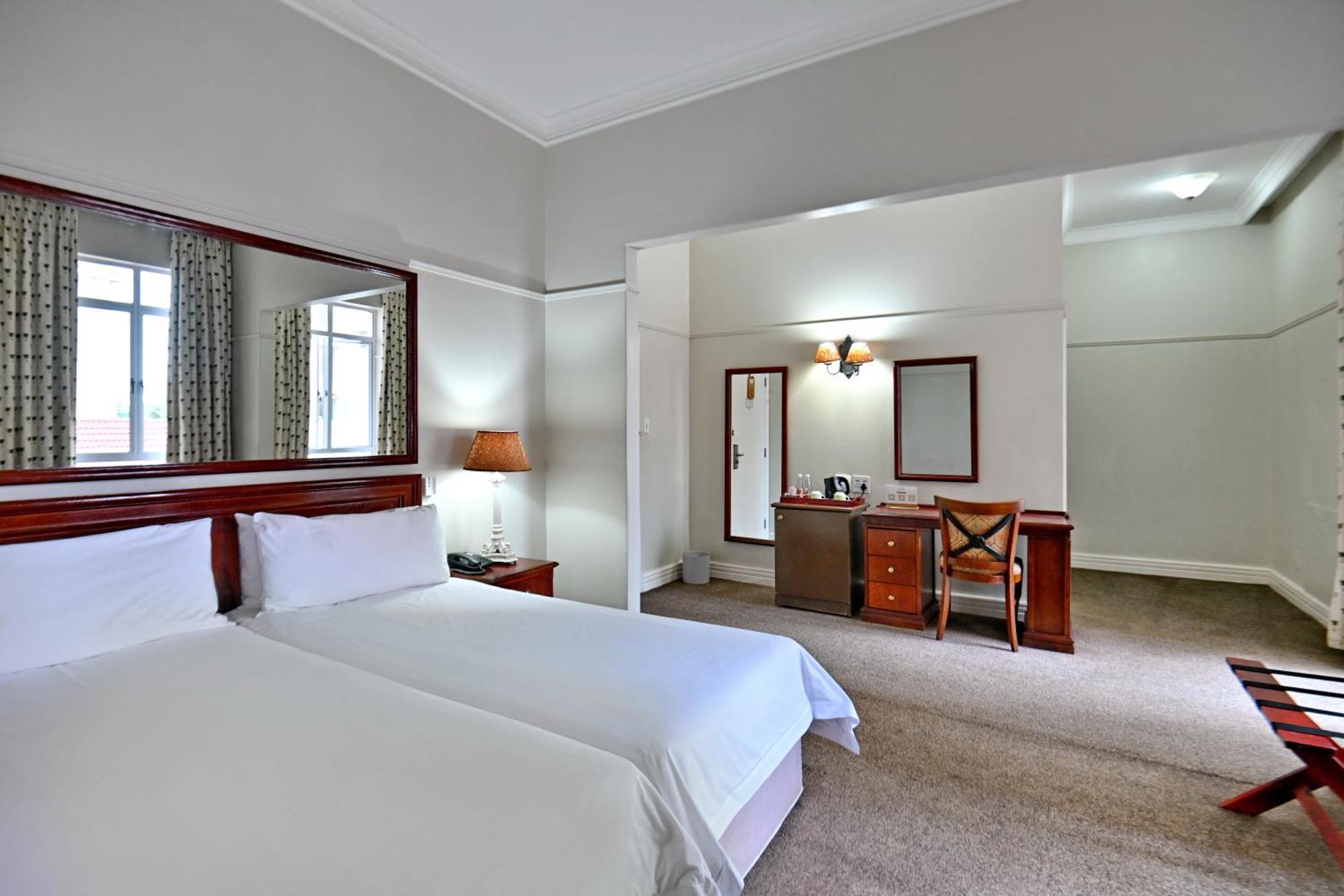 The Balmoral - Halaal Hotel Durban Bagian luar foto