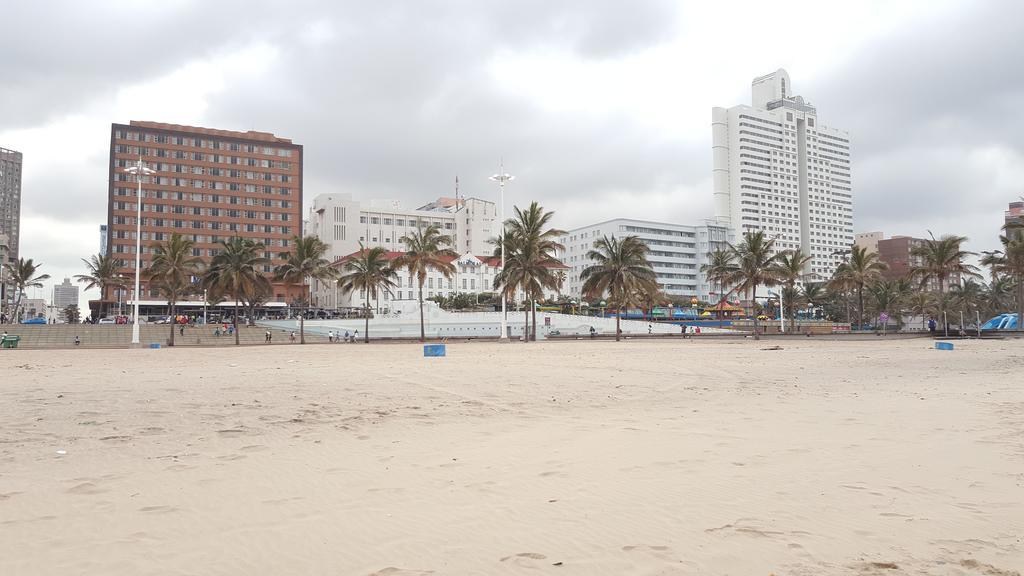 The Balmoral - Halaal Hotel Durban Bagian luar foto