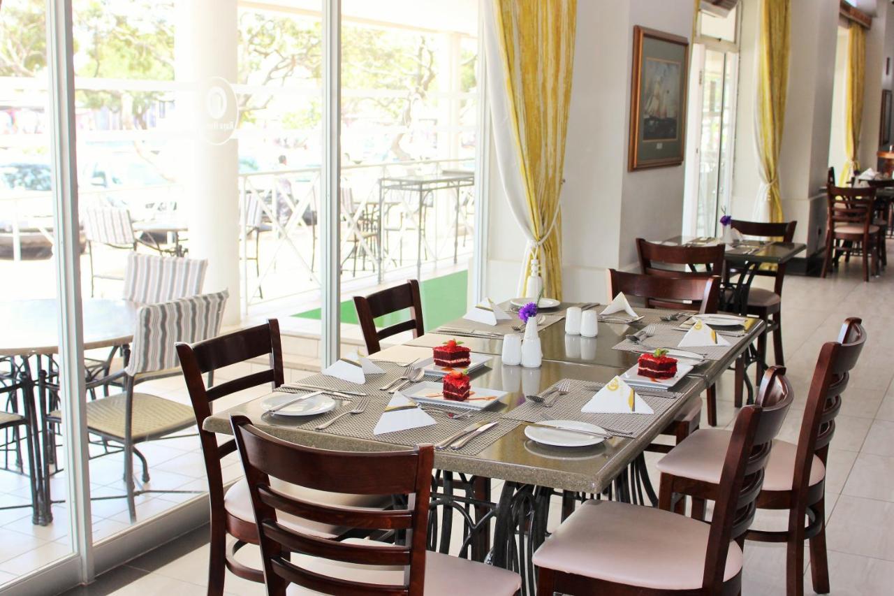 The Balmoral - Halaal Hotel Durban Bagian luar foto